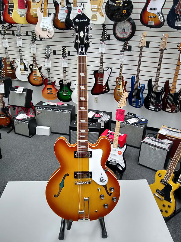 

Полый корпус Epiphone Riviera Riviera Hollow Body