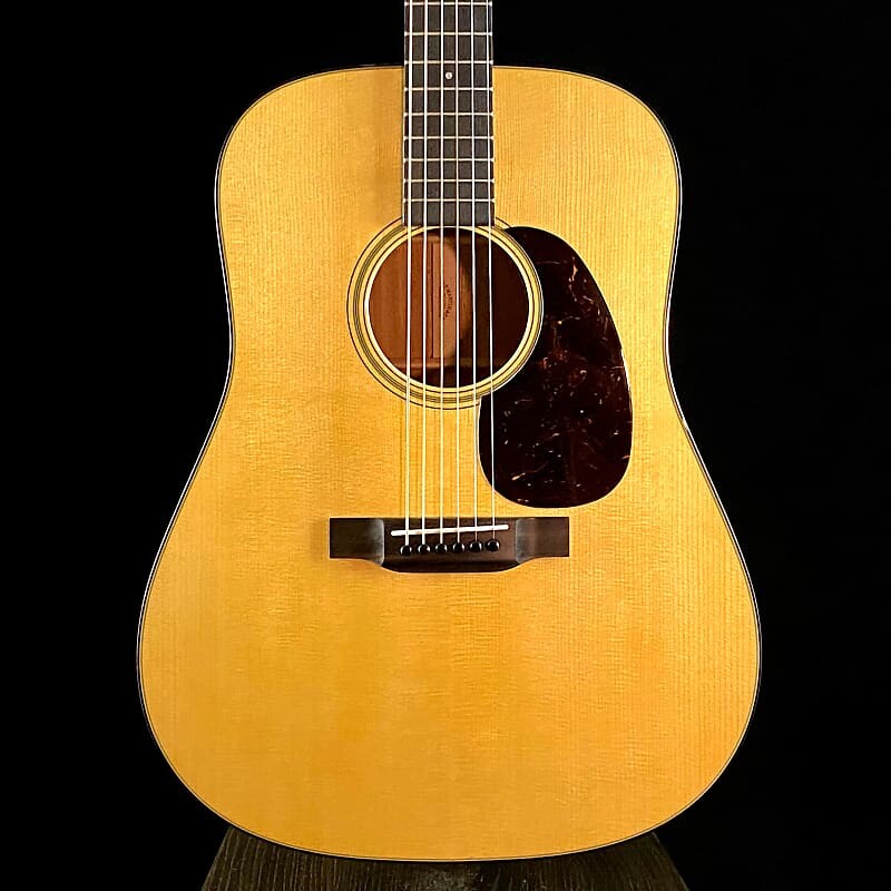 

Мартин Д-18 Martin D-18