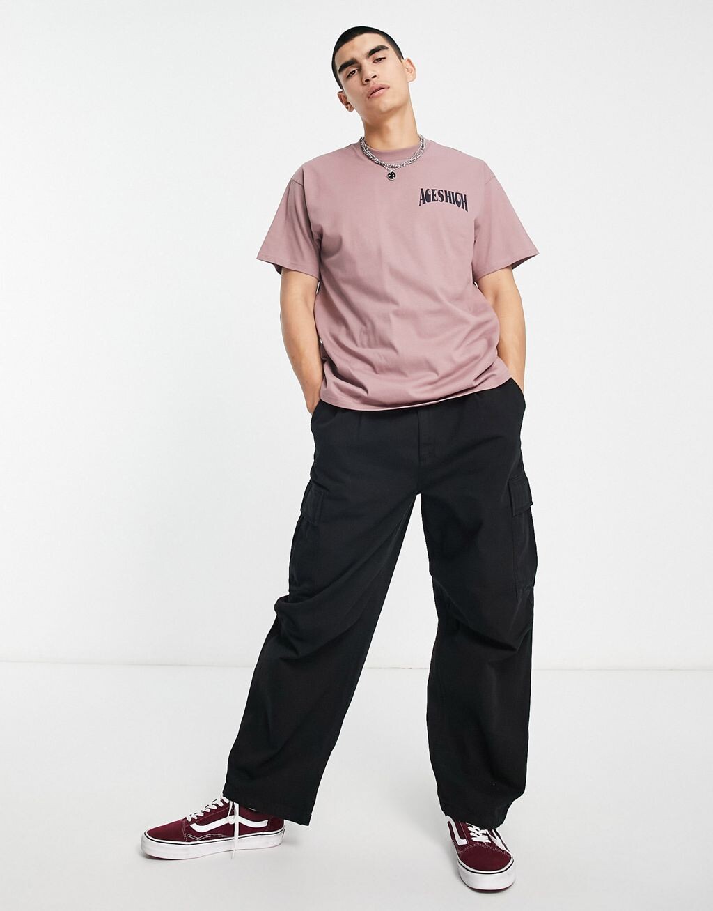 

Коричневая футболка Carhartt WIP aces