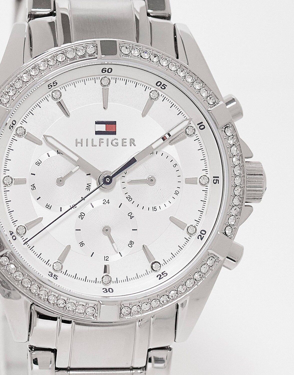 

Серебряные женские часы Tommy Hilfiger с браслетом и безелем из драгоценных камней 1782557
