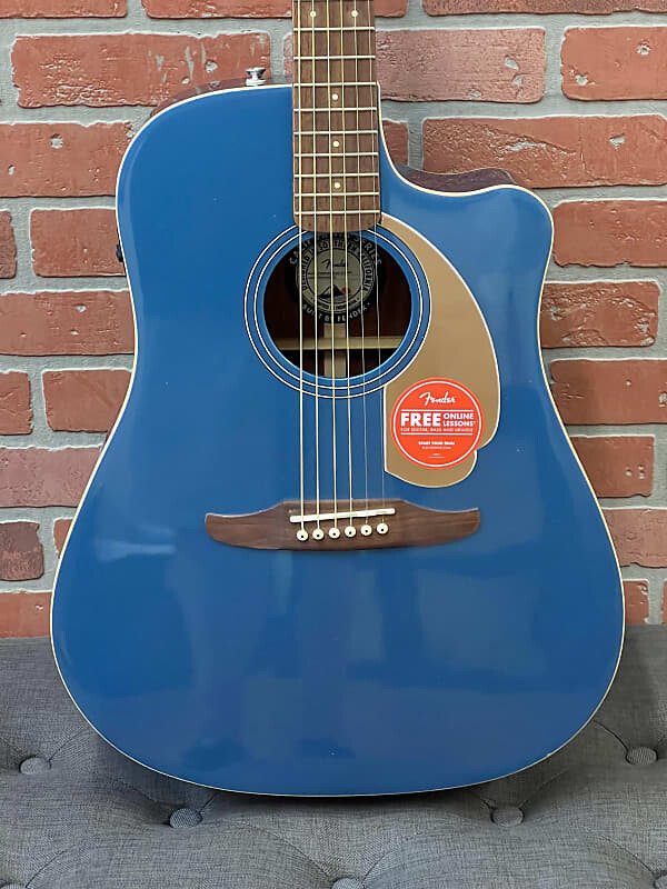 

Fender Redondo Player - Белмонт Блю