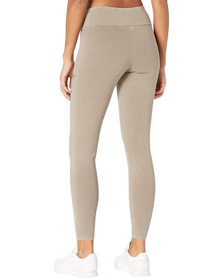

Брюки Reebok Classics Natural Dye Leggings, цвет Trek Grey
