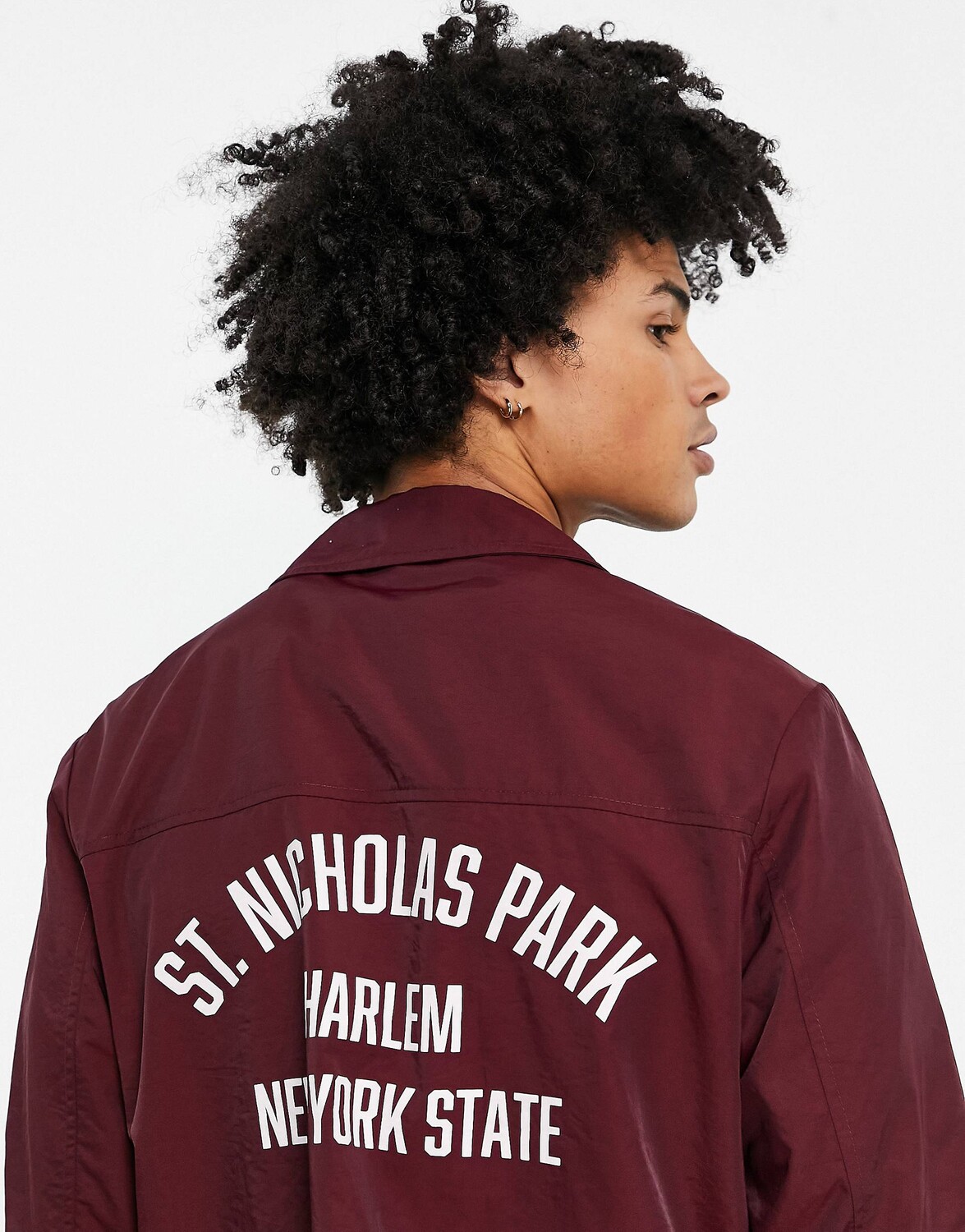 

Красная легкая университетская спортивная куртка с принтом на спине ASOS DESIGN