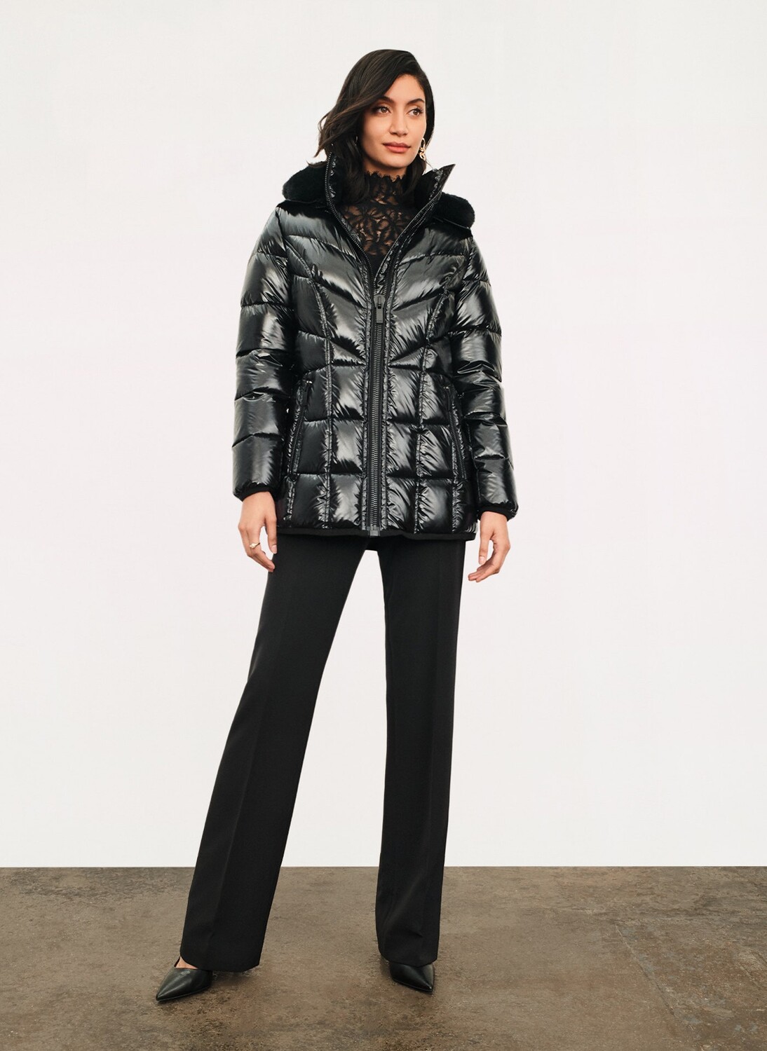 

Пуховик с глянцевой отделкой Donna Karan, Серый