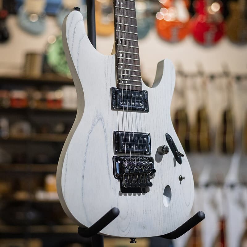 

Электрогитара Ibanez PWM20 Paul Wagoner Signature - White Stain с футляром