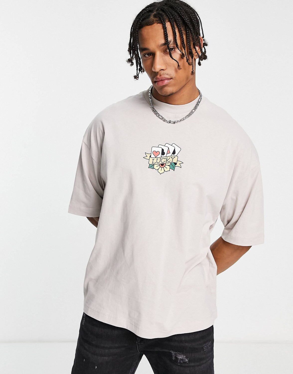 

Серая оверсайз-футболка с принтом на груди ASOS DESIGN, Серый