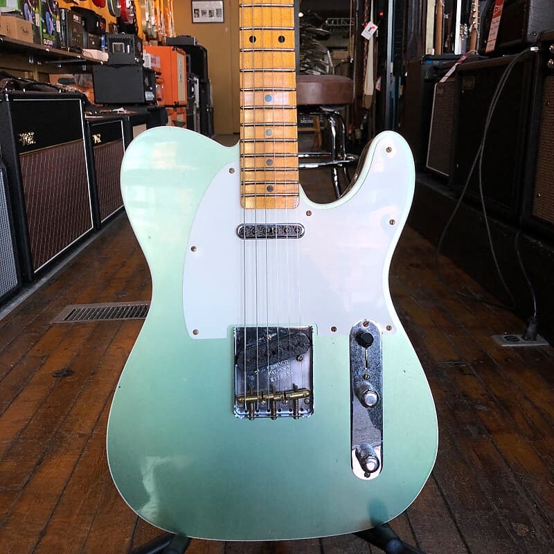 

Fender Custom Shop LTD Tomatillo Double Esquire Custom Journeyman Relic Aged Sage Green Metallic