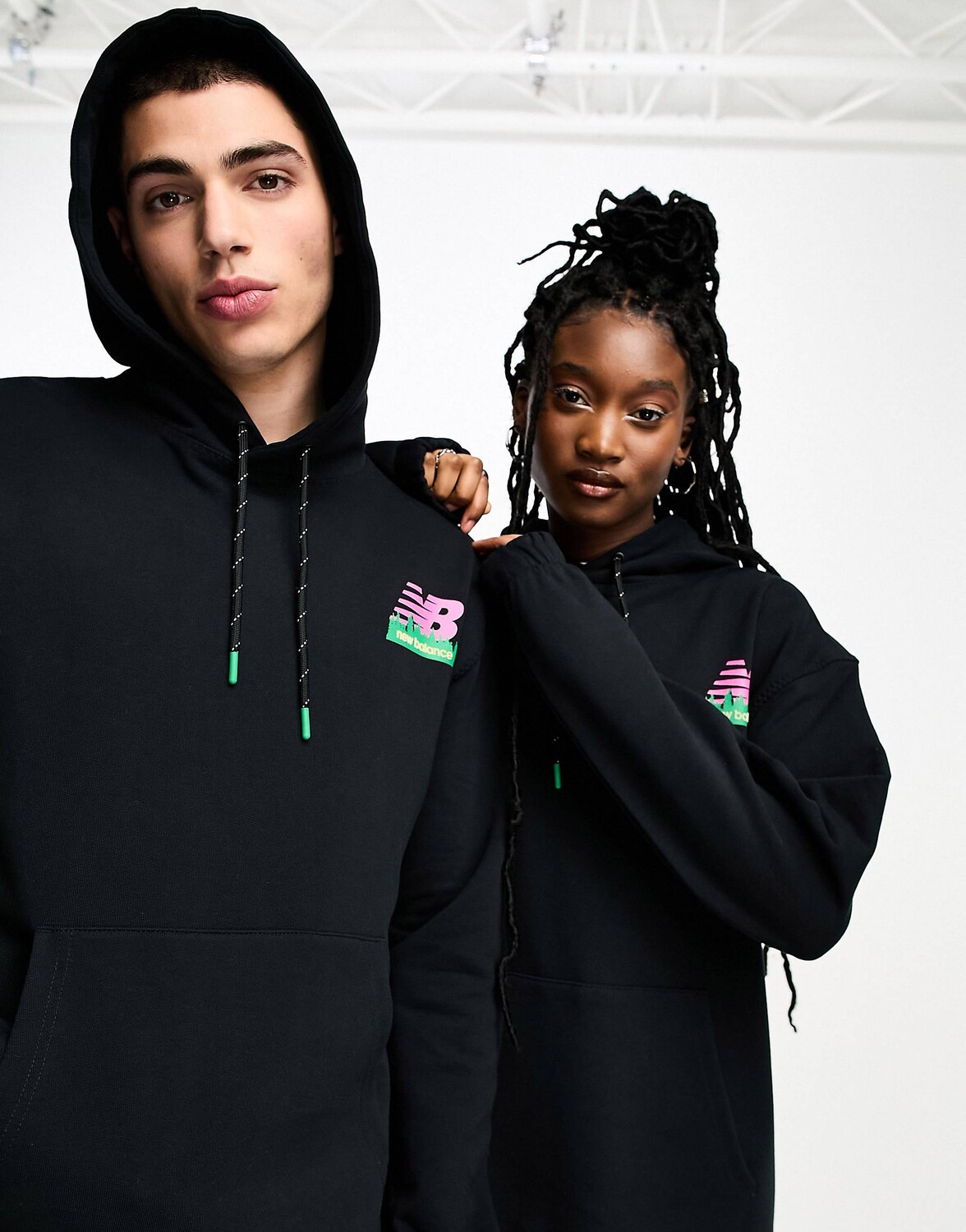 

Черная худи для активного отдыха New Balance, Черный