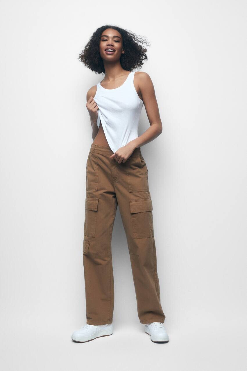 

Брюки карго с несколькими карманами Pull&Bear, коричневый