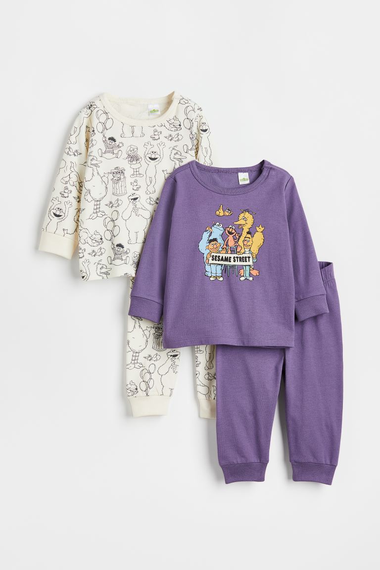 Комплект из 2 пижам из джерси с принтом H&M, фиолетовый/улица сезам