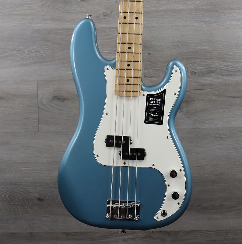 

Бас-гитара Fender Player Precision с кленовым грифом