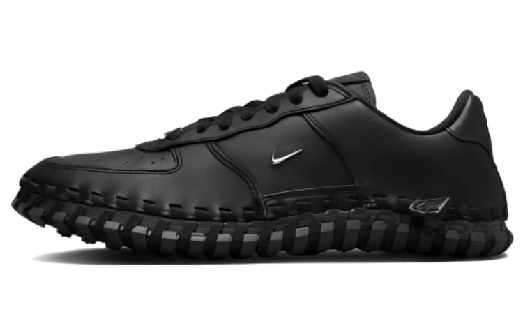 

Кроссовки женские Nike J Force 1 Low LX Jacquemus, черный