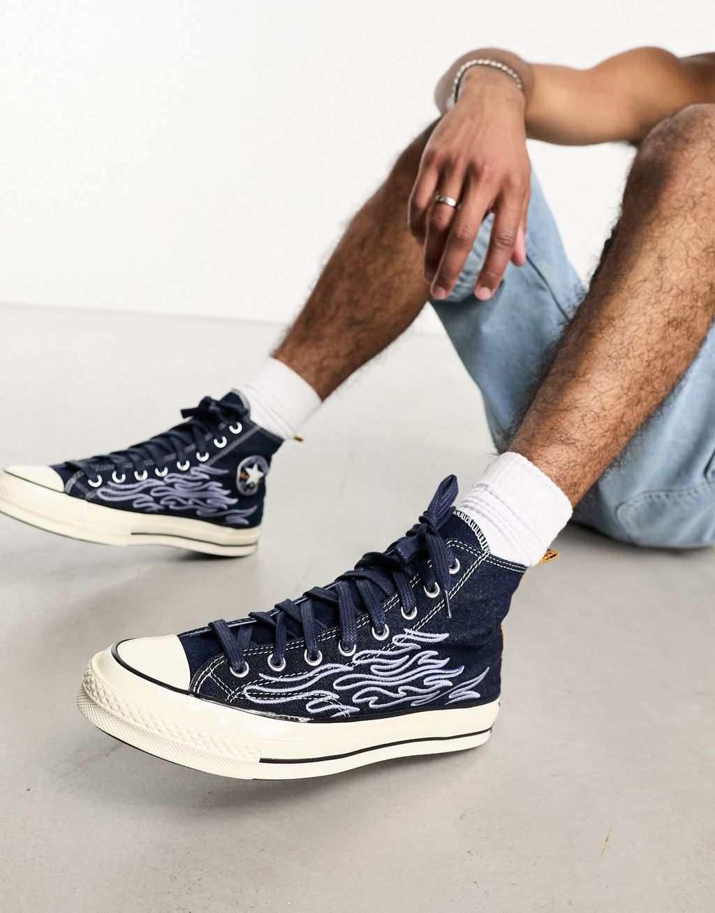 Темно-синие джинсовые кроссовки с пламенем Converse Chuck 70 Hi