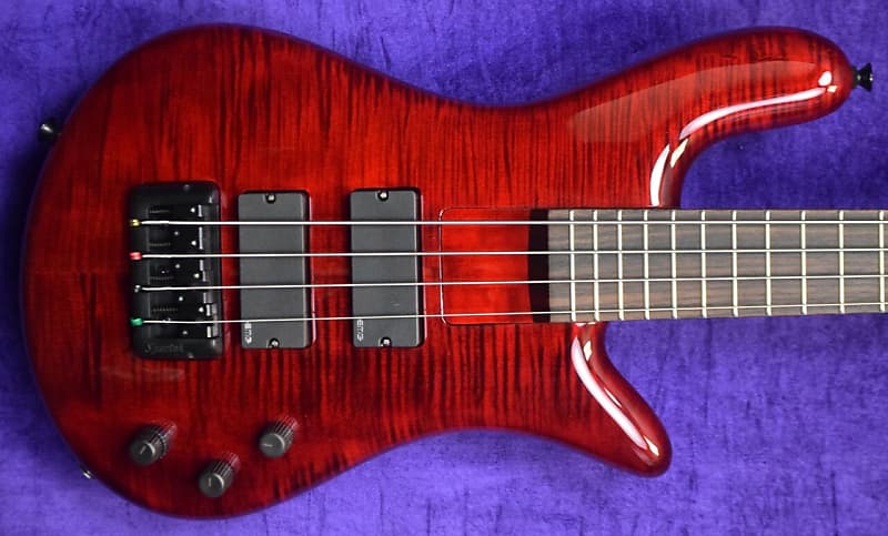 Басс гитара Spector Bantam 4 Short Scale, Black Cherry Gloss / Rosewood цена и фото