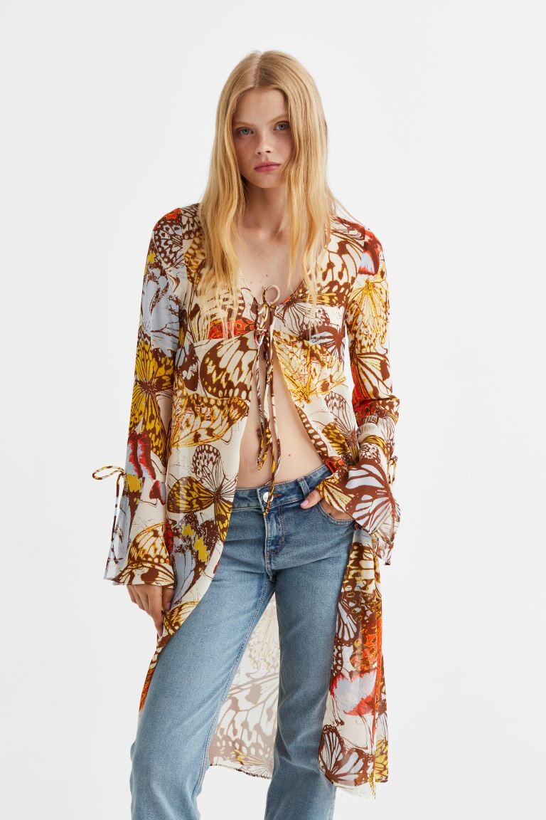 

Длинная блузка с завязками H&M, белый/бабочки