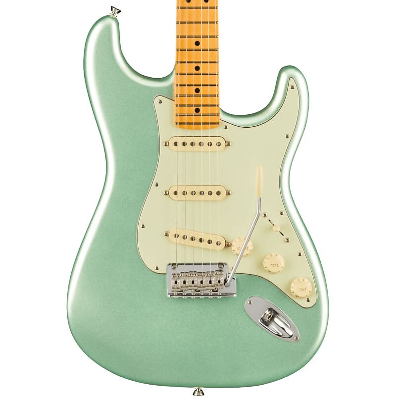 

Fender American Professional II Stratocaster — кленовый гриф, цвет Mystic Surf Green