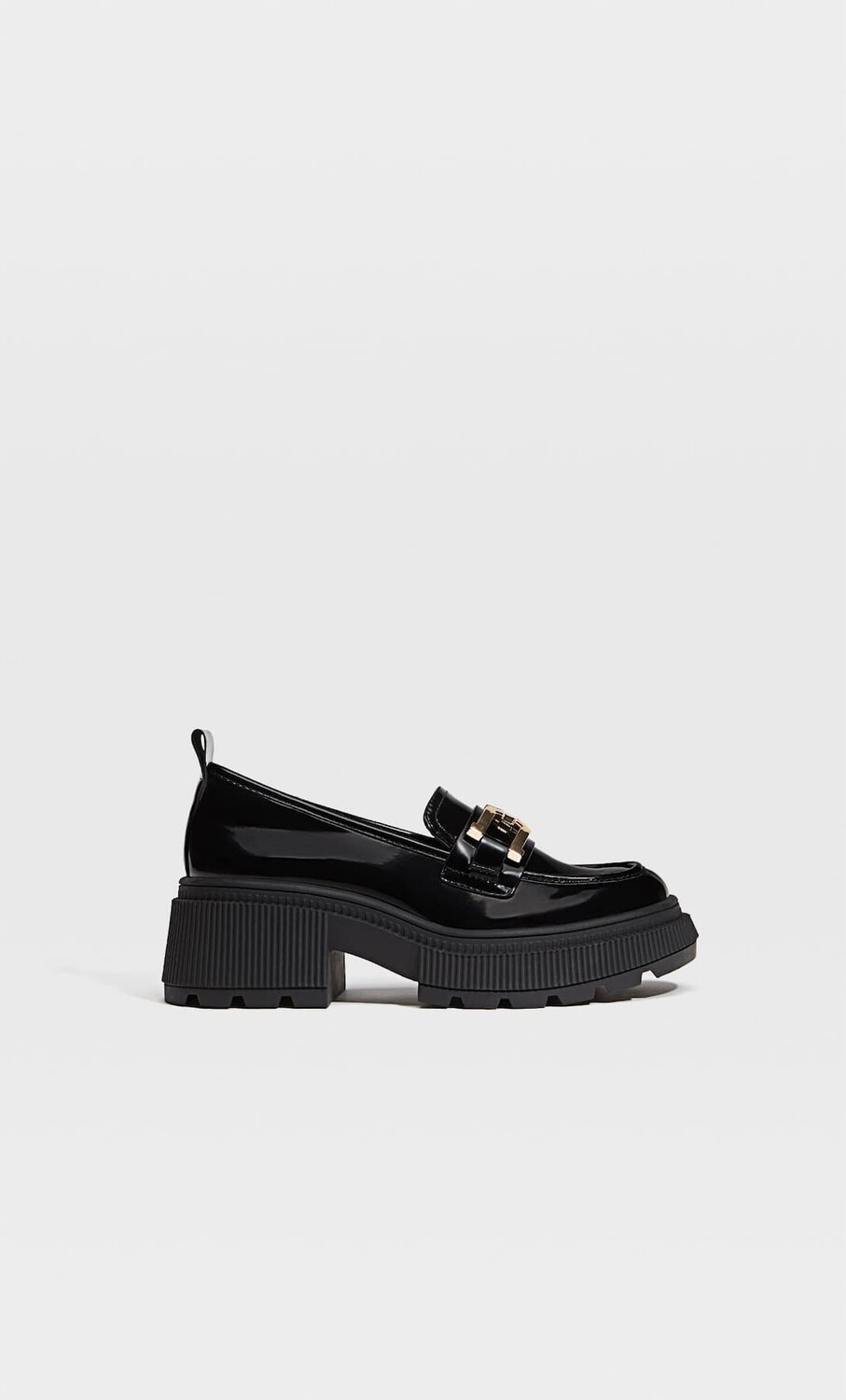 

Спортивные лоферы с деталями Stradivarius, черный