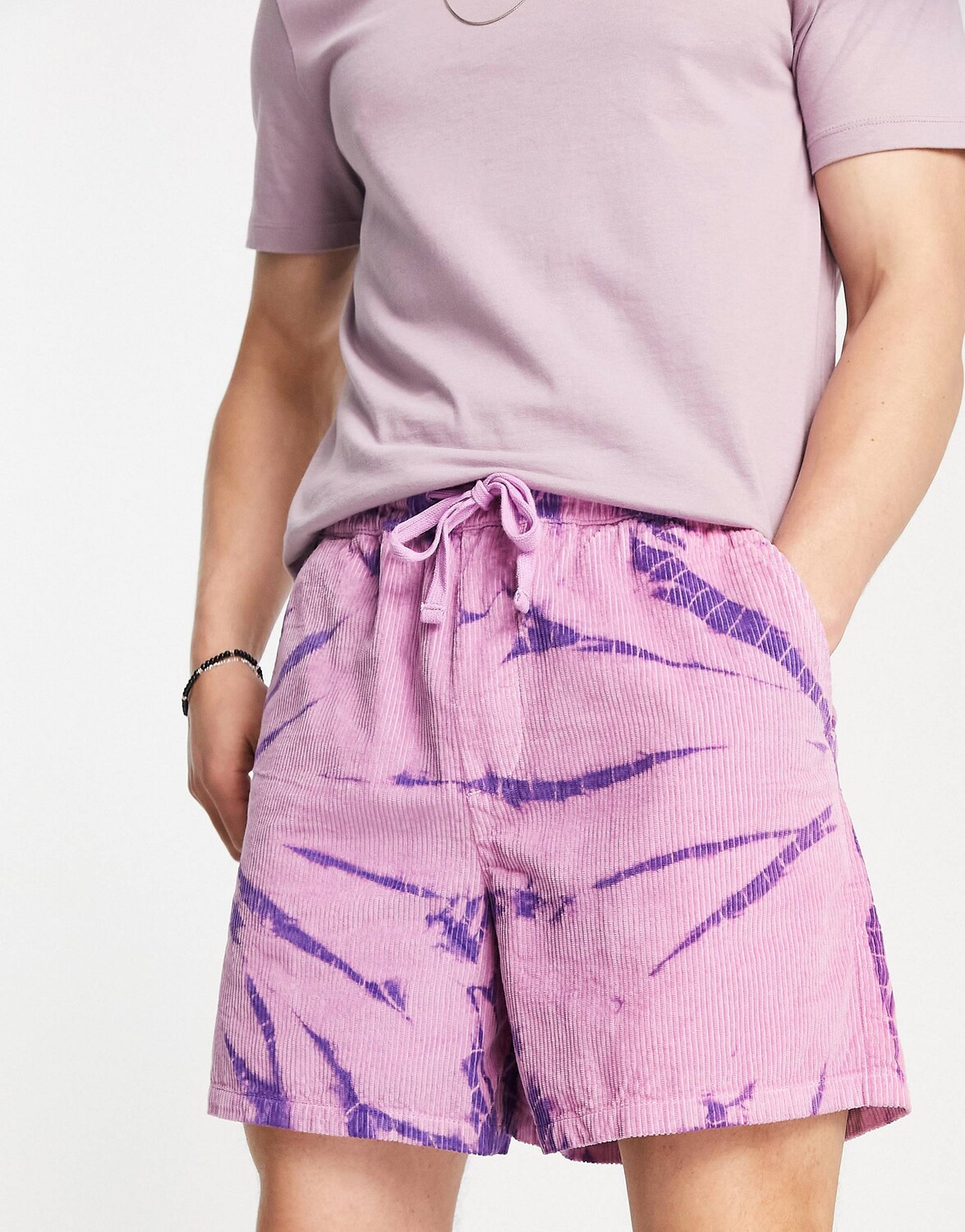 

Розовые вельветовые широкие шорты тай-дай ASOS DESIGN
