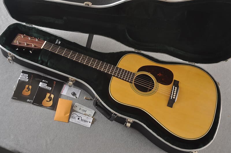 

Акустическая гитара Martin HD-28 Dreadnought