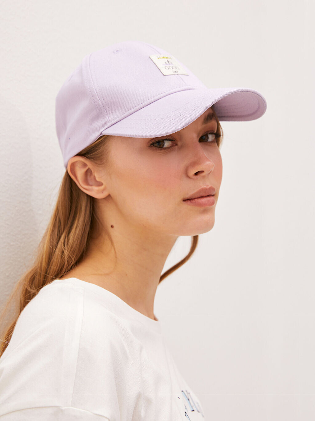 

Женская шляпа с принтом слогана LCW Accessories