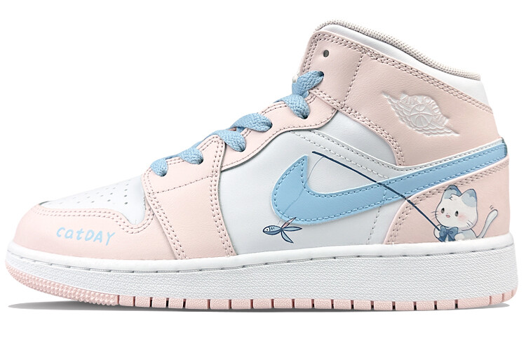 

Кроссовки Air Jordan 1 Vintage Basketball Shoes Women's High-top White, белый