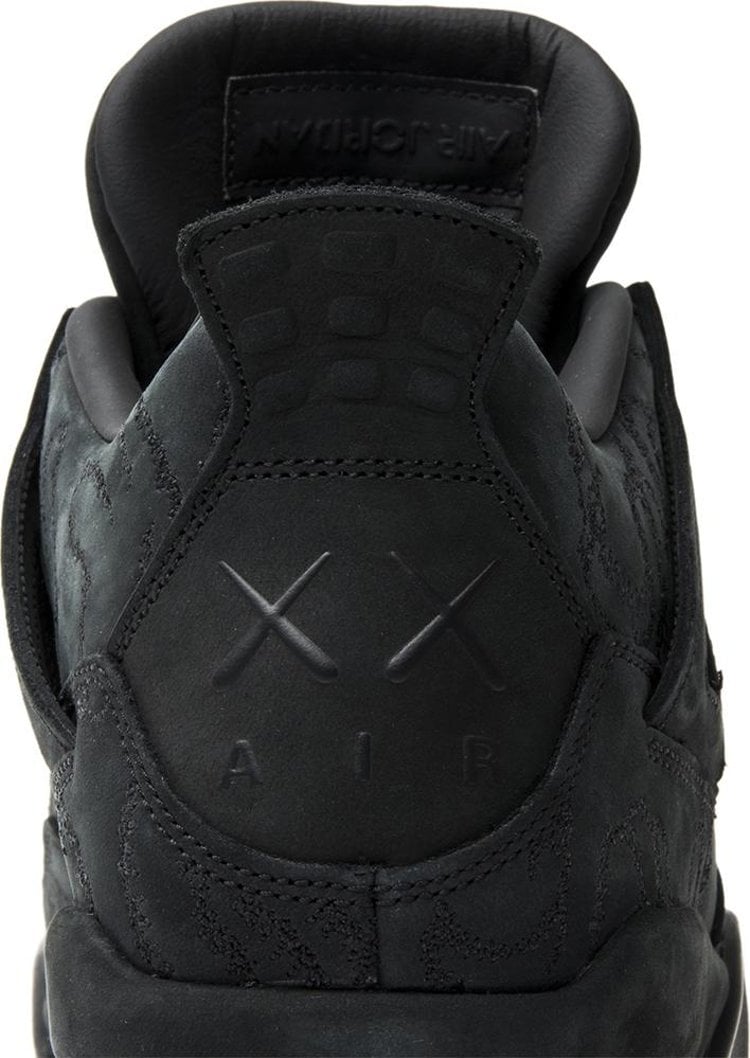 Nike air jordan sales 4 retro x kaws