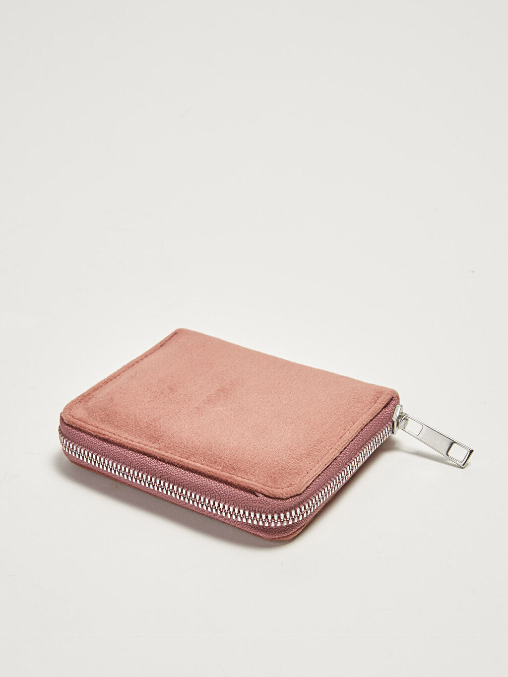 

Женский бархатный кошелек LCW Accessories