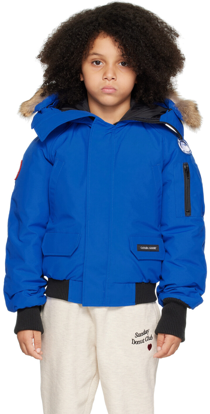 

Детская синяя куртка-бомбер Chilliwack на пуху Canada Goose Kids