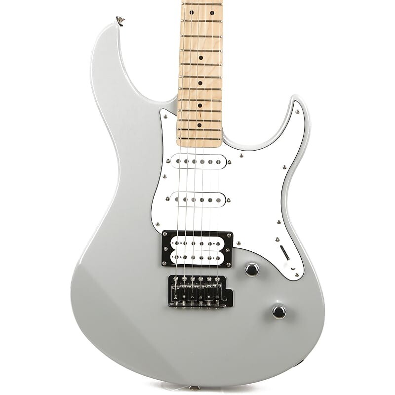 

Yamaha Pacifica PAC112VM Серый
