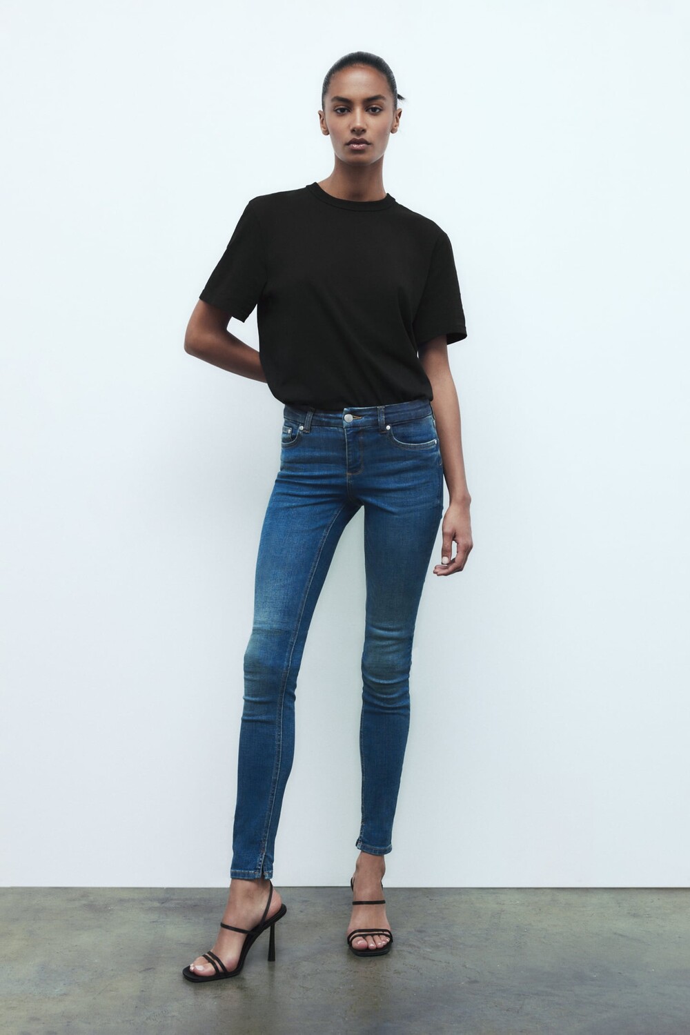 Джинсы скинни zw the contour ZARA, средне-синий