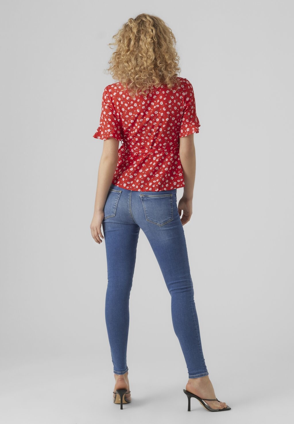 

Блузка Vero Moda