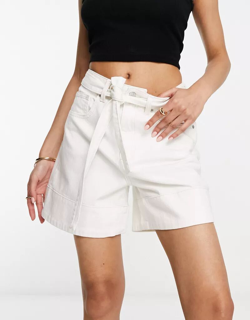 Белые джинсовые шорты Vero Moda с завязкой на талии белая юбка макси с завязкой на талии vero moda maternity