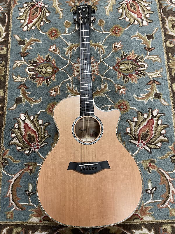 Акустическая гитара Taylor Custom #41 GA Maple/Western Red Cedar