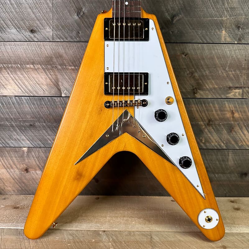 

Электрогитара Epiphone 1958 Korina Flying V White Pickguard 6.2 lbs Aged Natural 23031529635