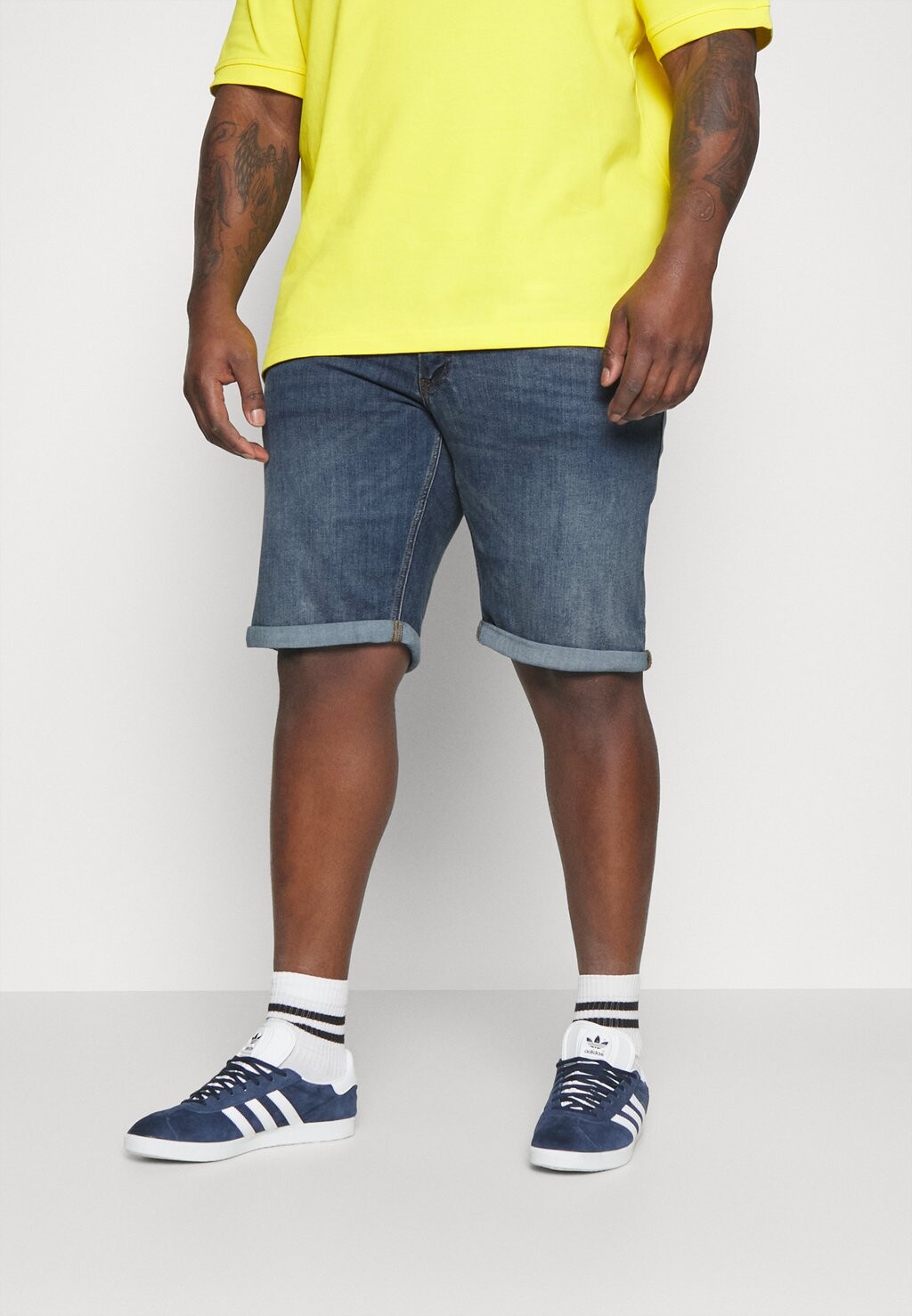 

Джинсовые шорты Jack & Jones