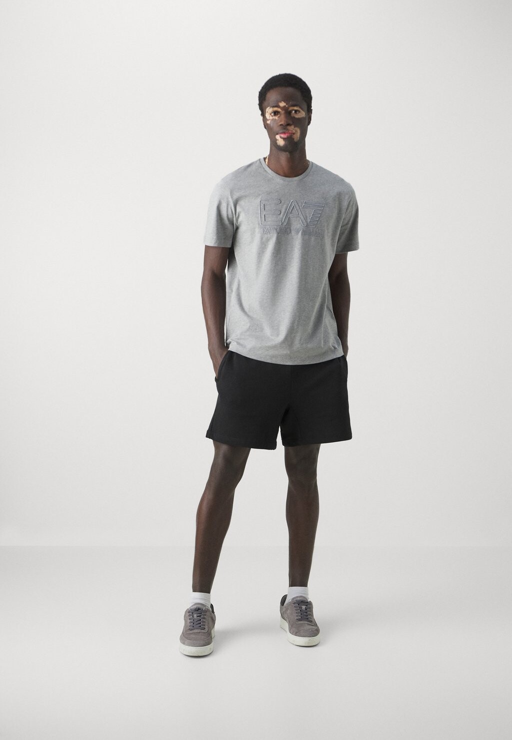 

Спортивные брюки Unisex EA7 Emporio Armani, черный
