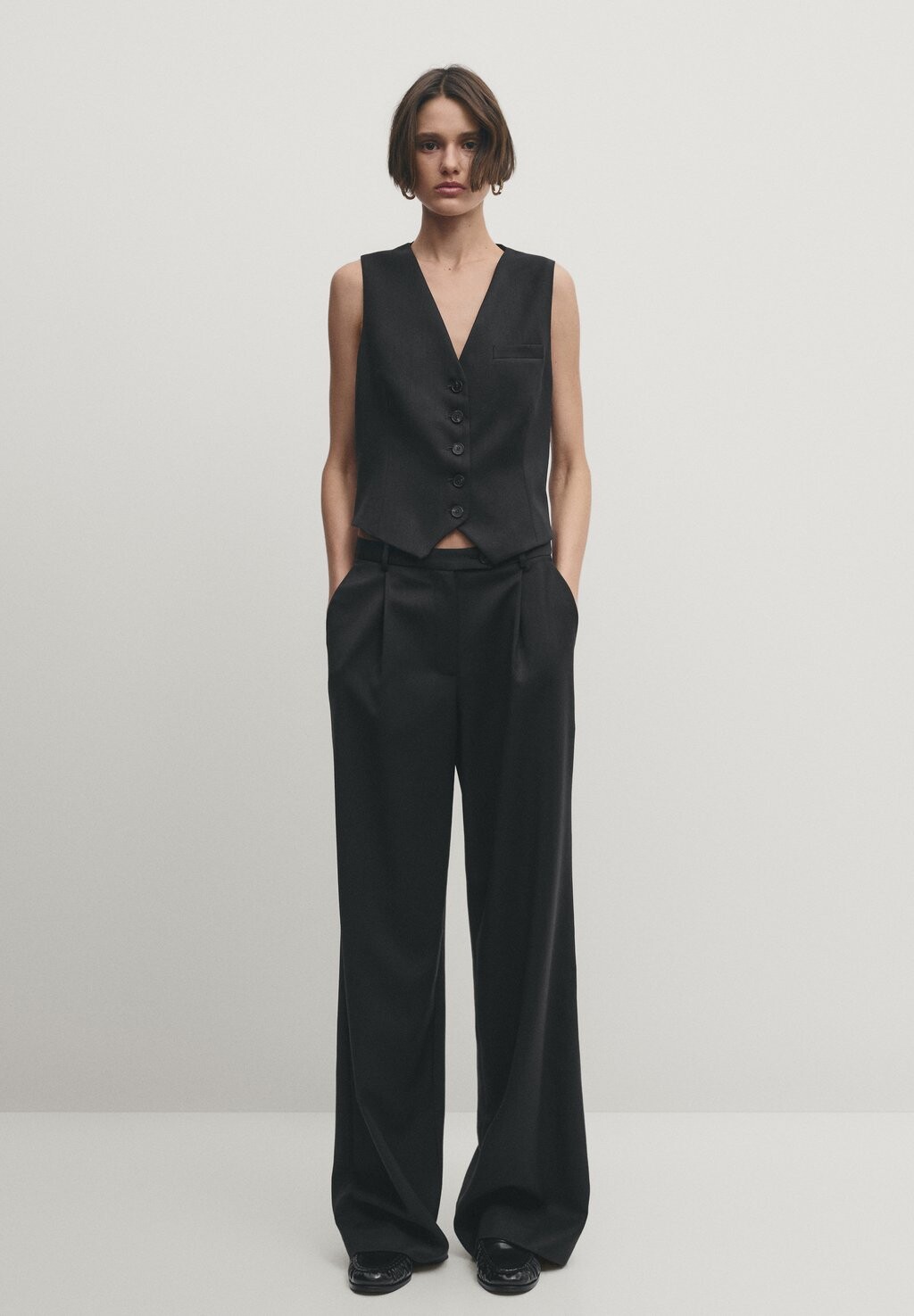 

Жилет Massimo Dutti, цвет dark grey