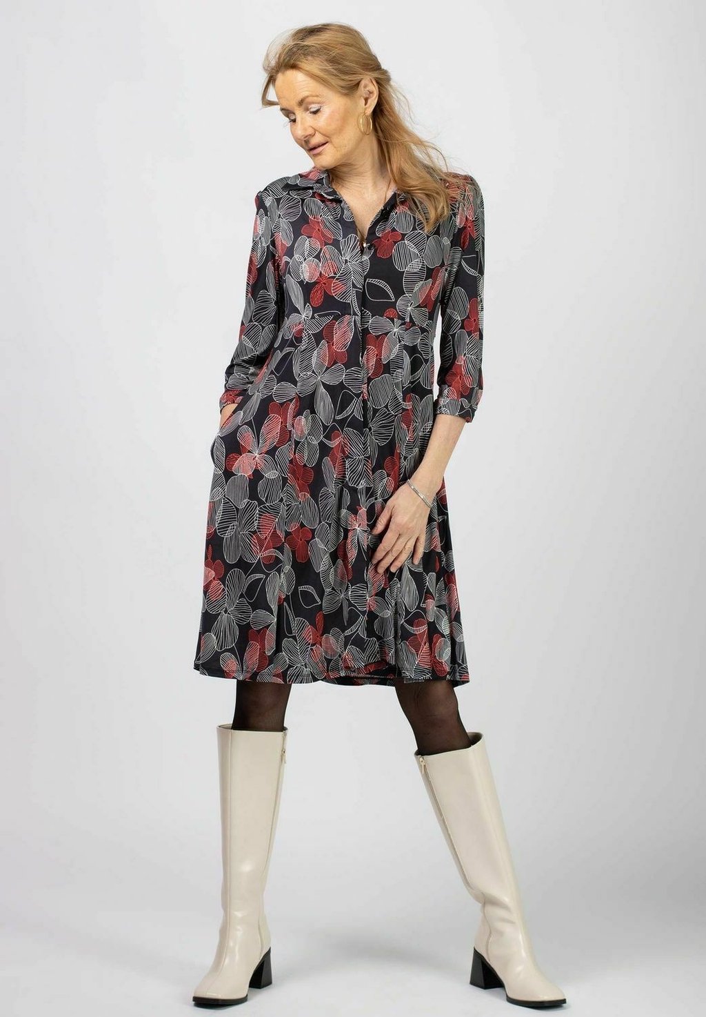 Платье-блузка BILLIE LINE FLOWER Stockholms Klänningsfabrik, цвет black