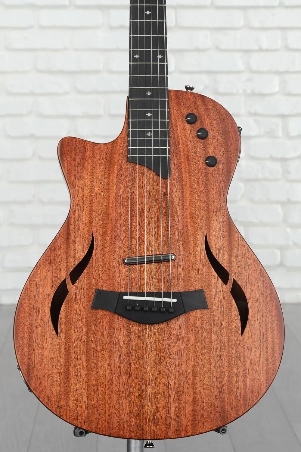 

Taylor T5z Classic, левосторонняя электрогитара с полым корпусом - тропическое красное дерево