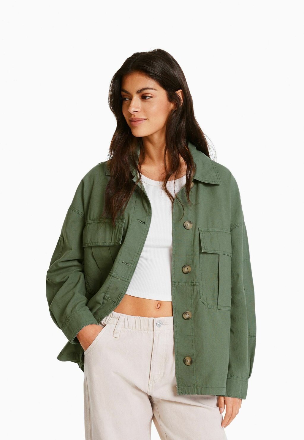 

Легкая куртка Bershka
