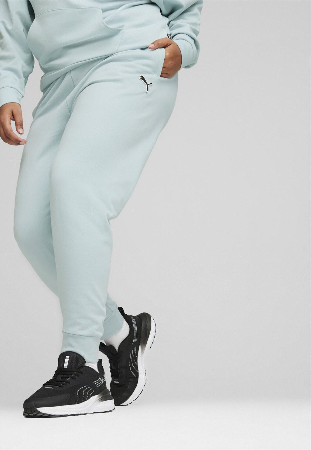 

Брюки для бега BETTER ESSENTIALS JOGGING Puma, цвет turquoise surf