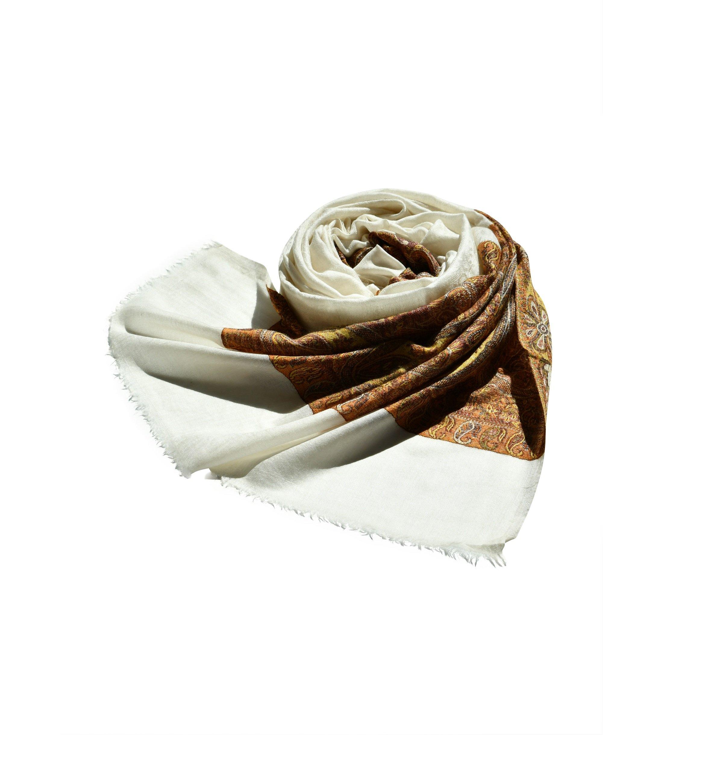 Шаль Kani Shawl — роскошный шерстяной аксессуар, непревзойденный стиль с тканым цветочным узором Blue Chilli, белый