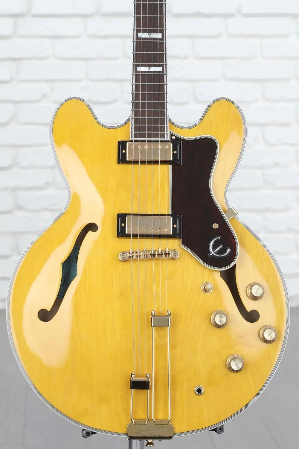 

Электрогитара Epiphone Sheraton Frequensator Полуполый корпус - Натуральный