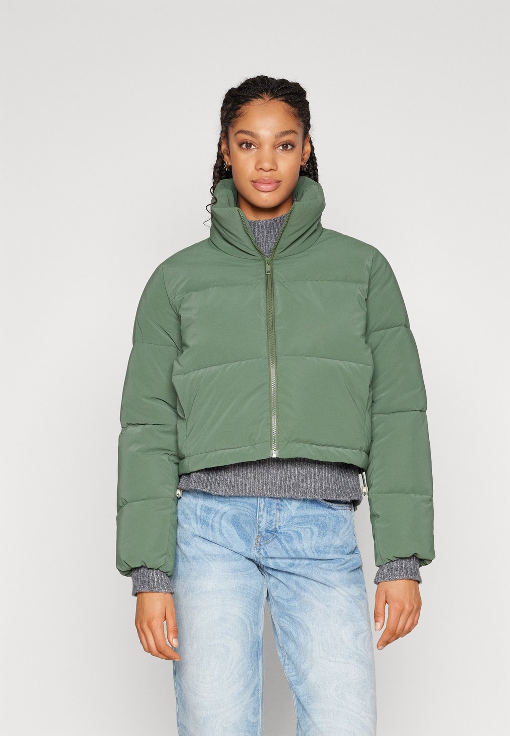 Зимняя куртка ONLY ONLLIVIA PUFFER JACKET, цвет duffel bag 7 дюймовые шорты мако rhone цвет duffel bag green