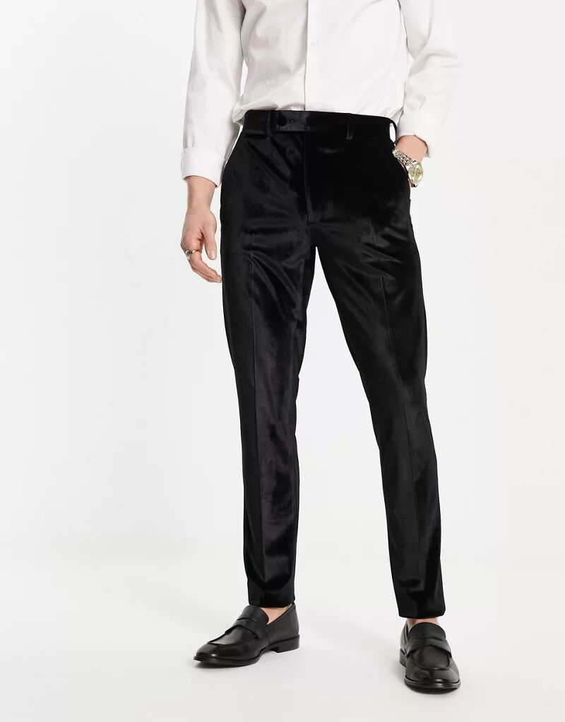 цена Элегантные черные бархатные брюки узкого кроя ASOS