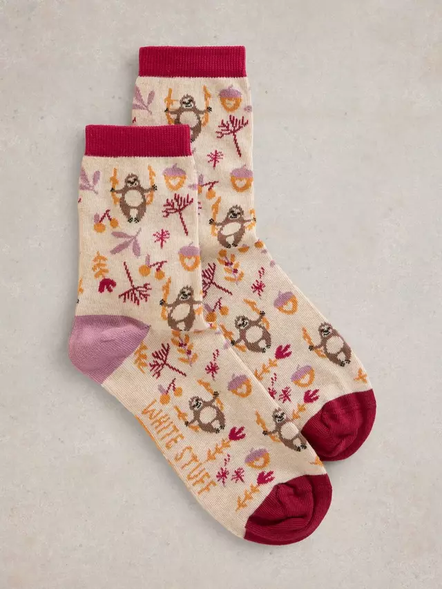

Носки White Stuff Slothing Around, цвет cream/multi
