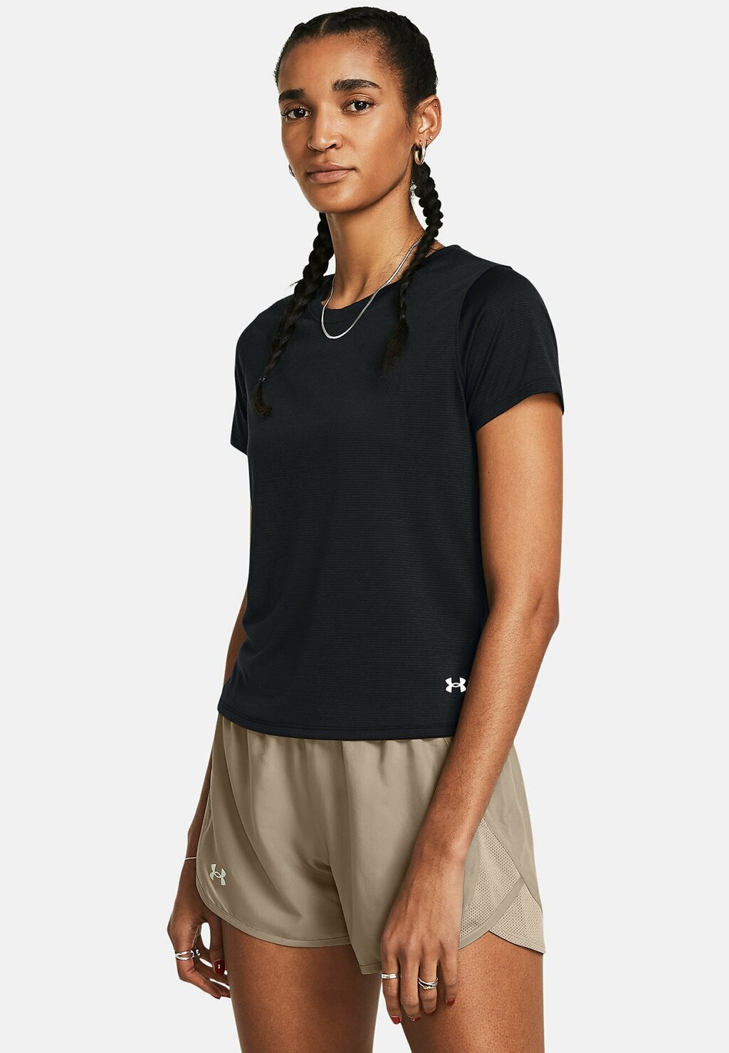 

Спортивная футболка LAUNCH Under Armour, черный