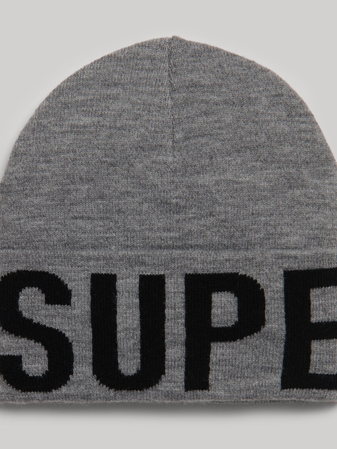 

Фирменная вязаная шапка Superdry, серебряный