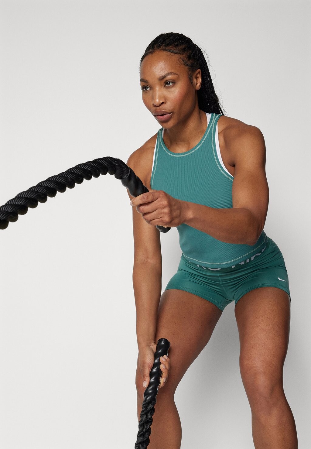 

Топ One Fitted Tank Nike, зеленый