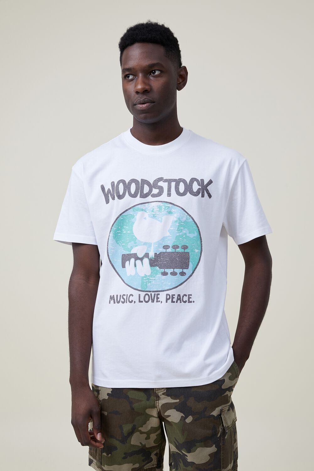 

Футболка свободного кроя Woodstock Cotton On